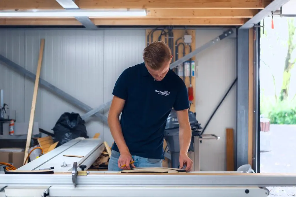 Teakdekken & reparaties